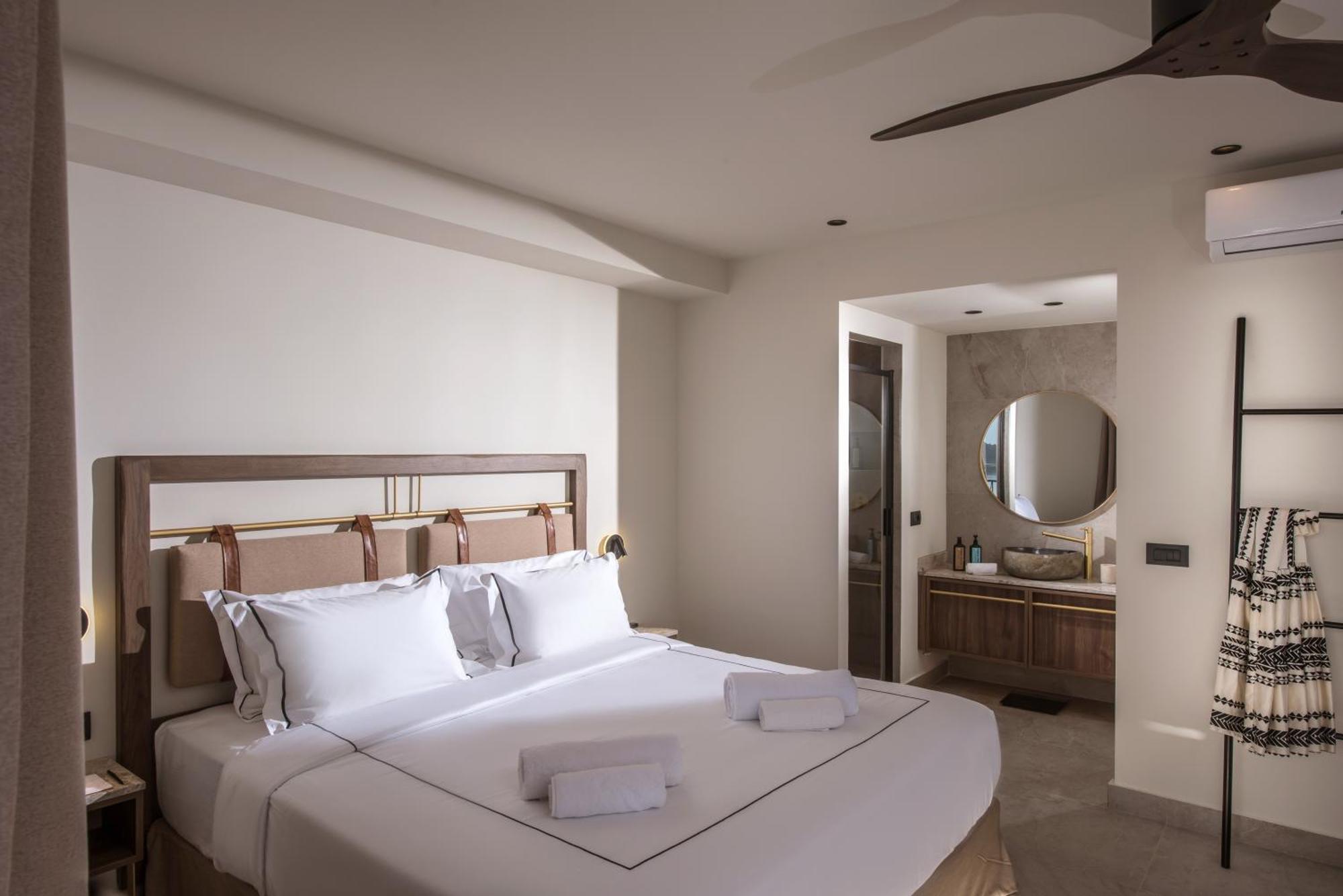 Double Room Jacuzzi,1532719378:JPEG